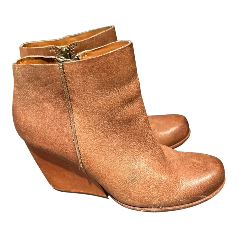 Korkease Natalya Brown Ankle Boots - Picture 9 of 9